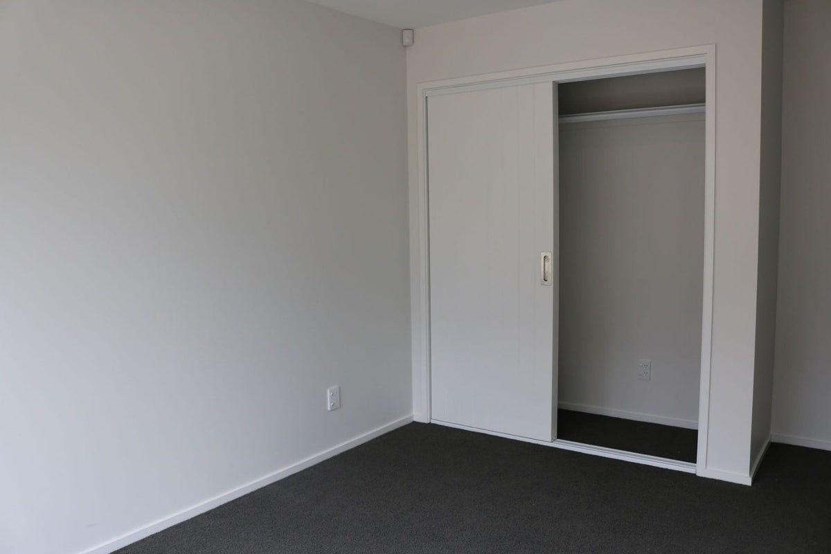 19 Central Terrace, Alicetown, Lower Hutt - Carousel 8