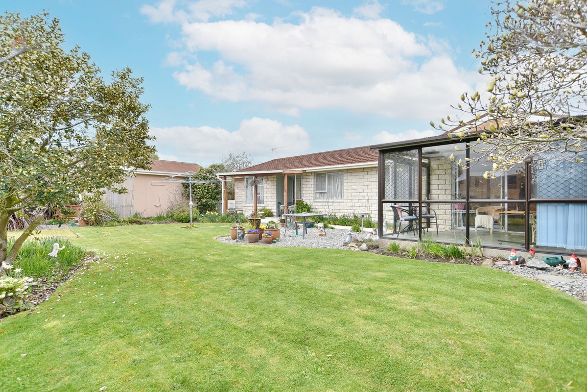 11B Purakanui Place, Northwood, Christchurch - Carousel 1