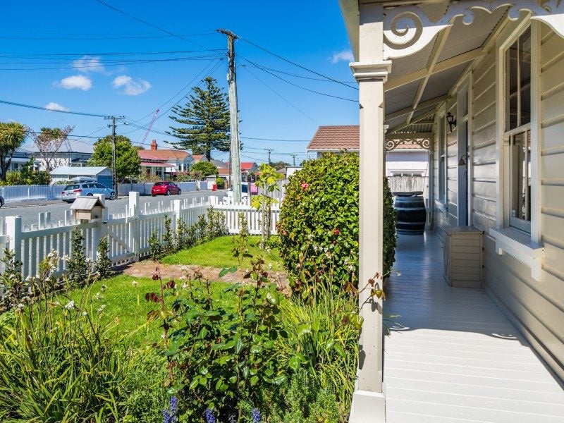 1/17 Fitzherbert Street, Alicetown, Lower Hutt - Carousel 17