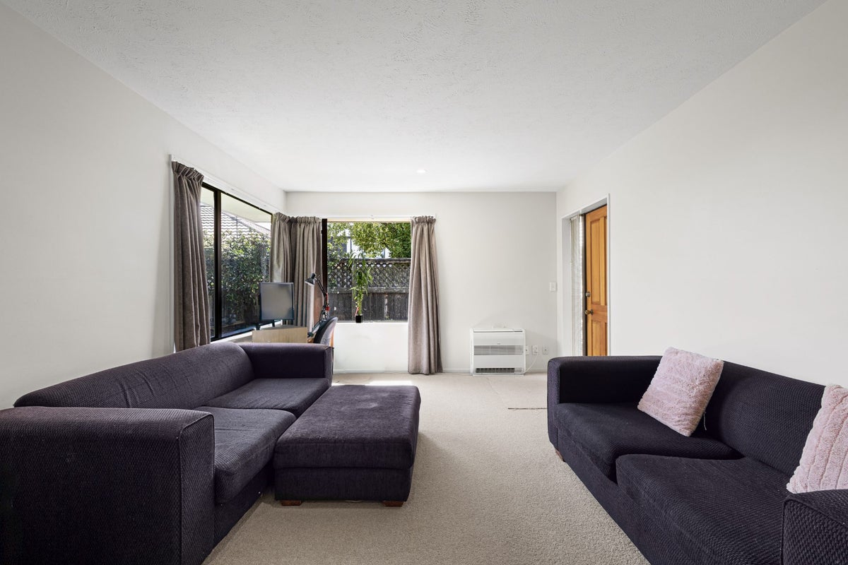 2/44 Division Street, Riccarton, Christchurch - Carousel 2