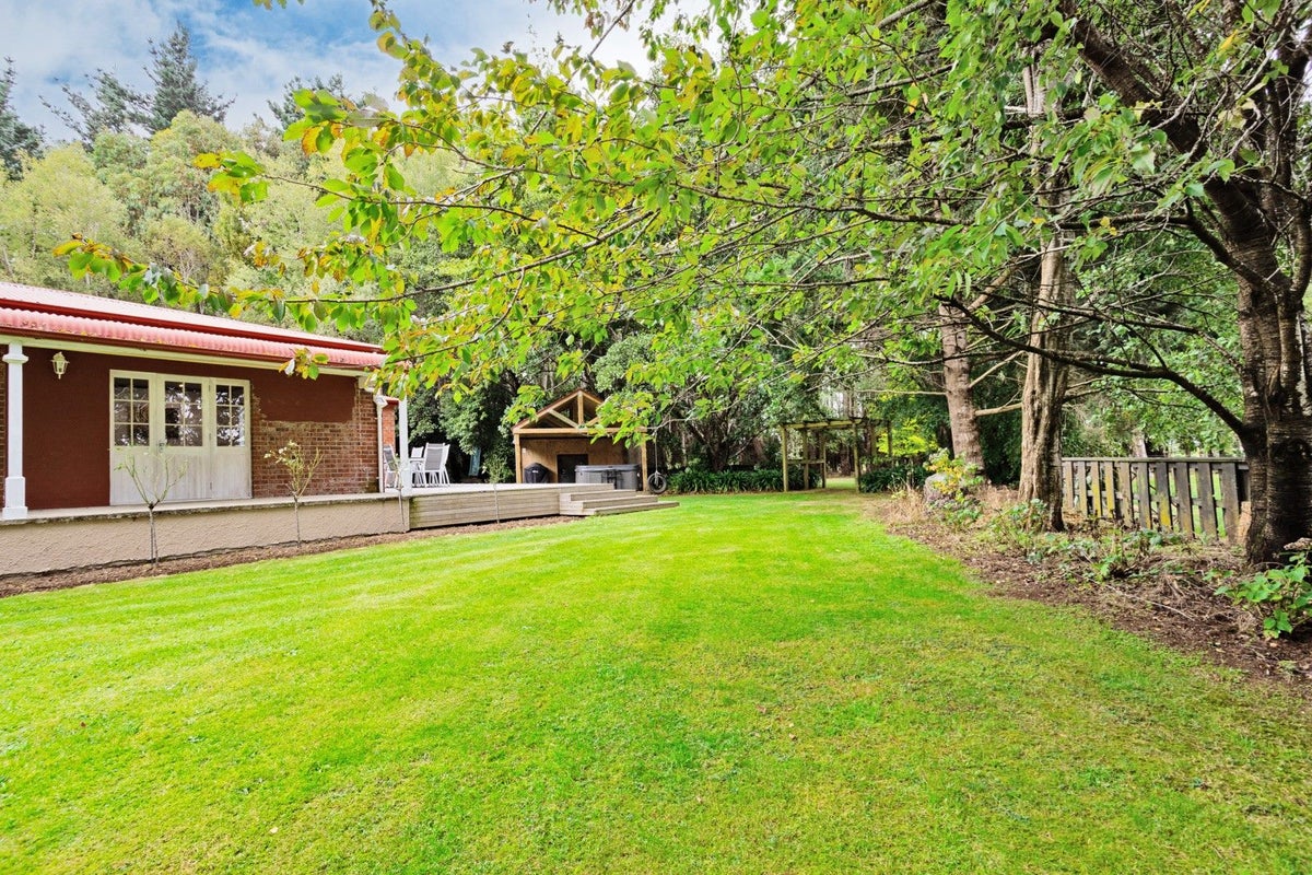 38 Counsell Road, Makarewa, Invercargill - Carousel 50