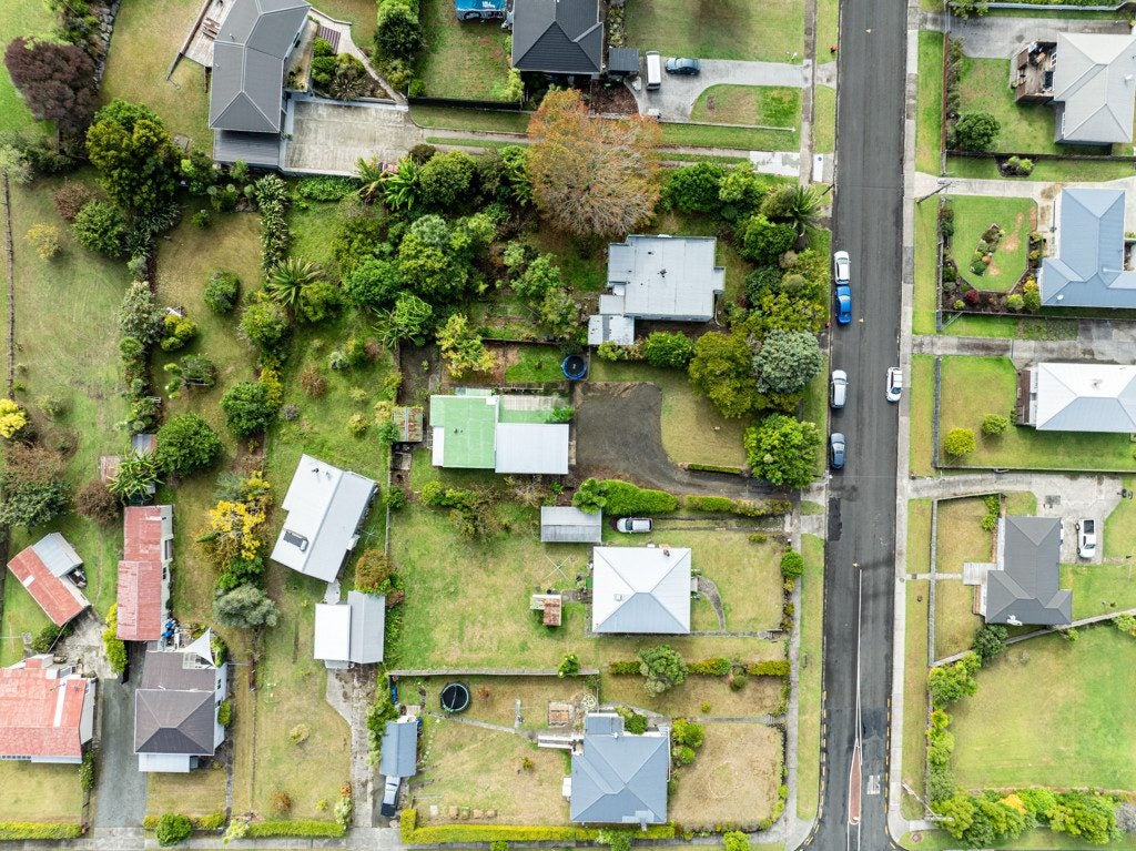 60 Ranfurly Street, Dargaville - Carousel 32