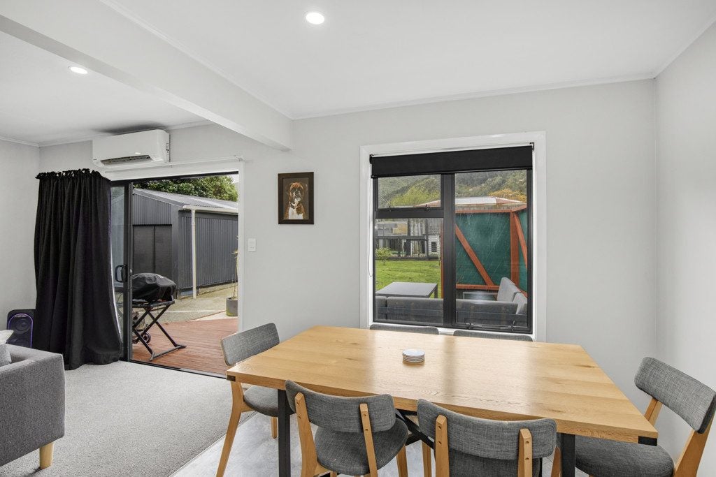 6 Frederick Street, Wainuiomata, Lower Hutt - Carousel 2