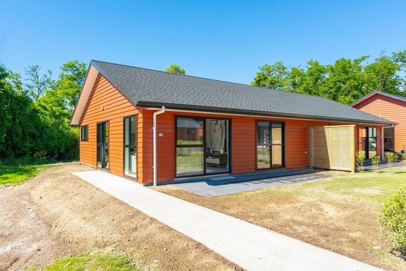 10 Winnie Close, Acacia Bay, Taupo - Carousel 2