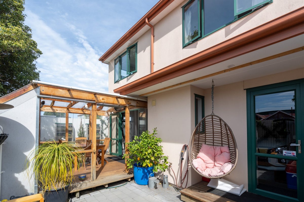 68E Thackeray Place, Waltham, Christchurch - Carousel 2