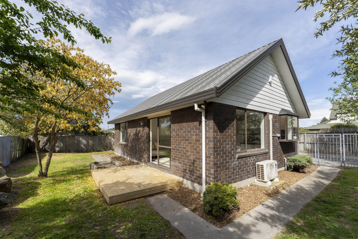 3B Glenconnor Place, Burwood, Christchurch - Carousel 1