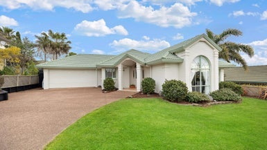 16 Kilimanjaro Drive, Northpark, Auckland - Carousel 1