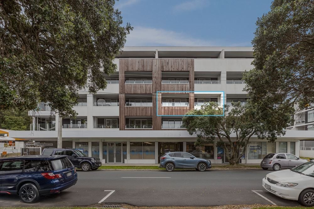 203/25 Bute Road, Browns Bay, Auckland - Carousel 1
