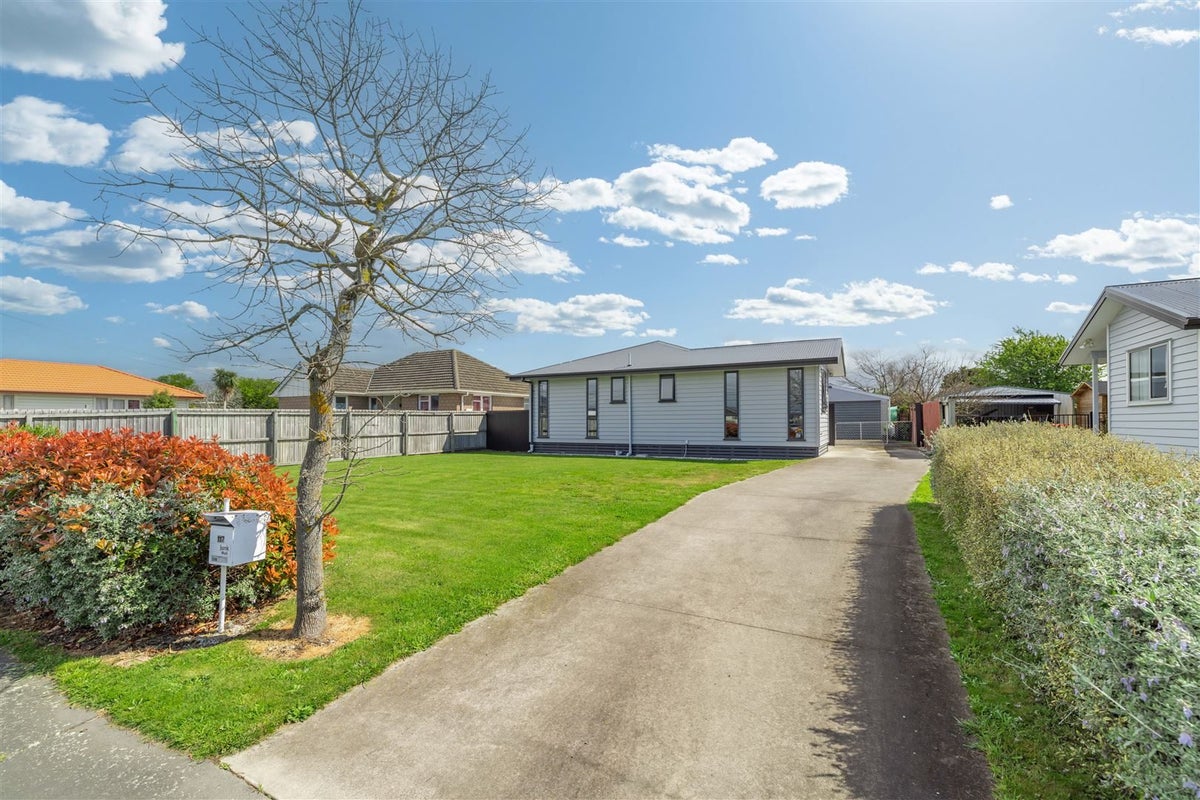 117 Rowses Road, Aranui, Christchurch - Carousel 2