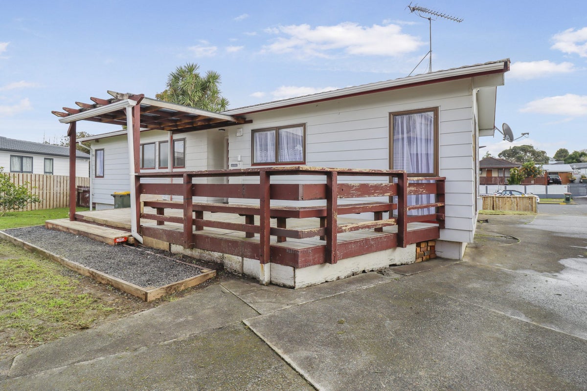 3 Limond Street, Randwick Park, Auckland - Carousel 2
