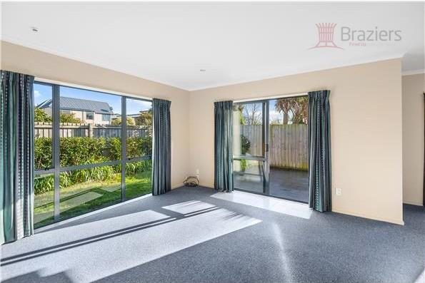 111 Canon Street, Edgeware, Christchurch - Carousel 2