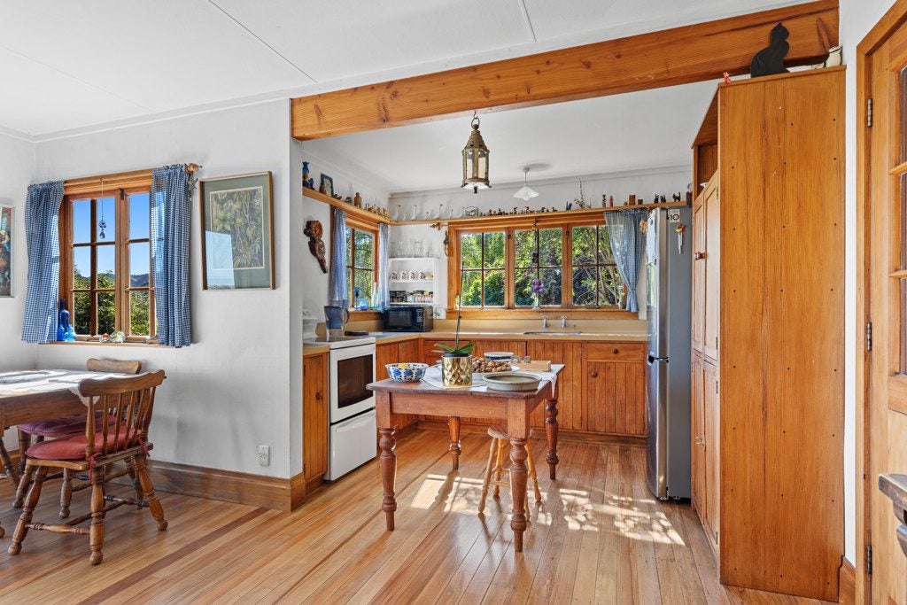 8 St John Drive, Nelson South, Nelson - Carousel 2
