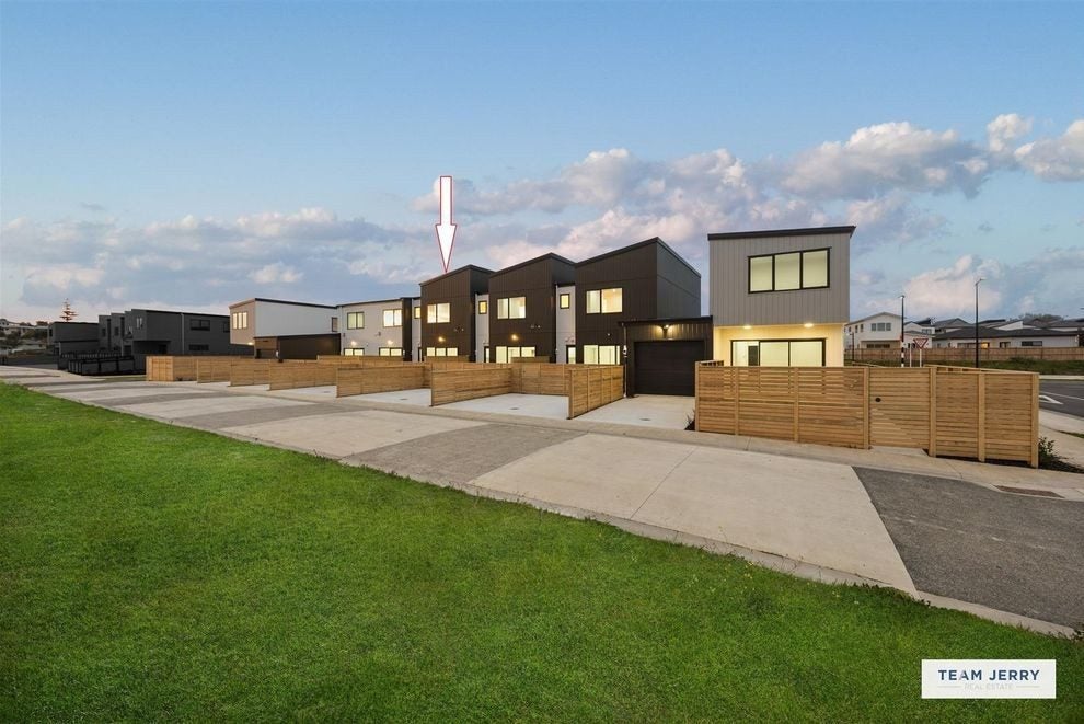103 Bellfield Road, Opaheke, Papakura - Carousel 21