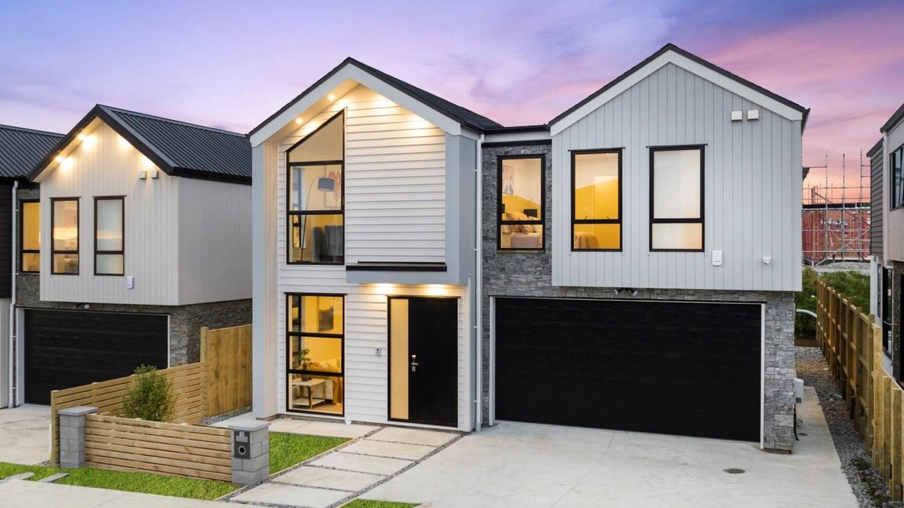 13 Southridge Road, Flat Bush, Auckland - Carousel 1
