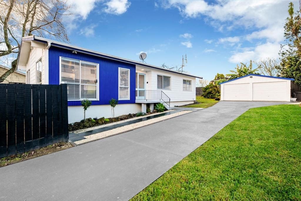 16 Urlich Drive, Ranui, Auckland - Carousel 1
