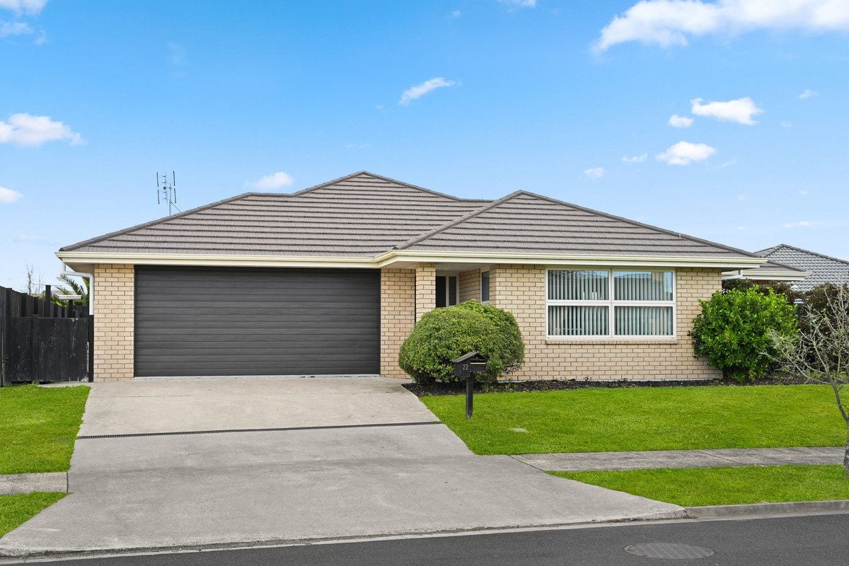22 Ladeira Place, Fitzroy, Hamilton - Carousel 2