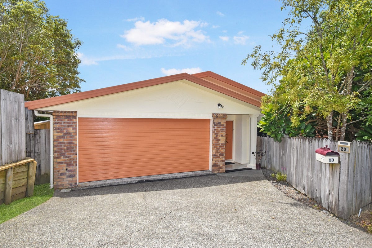 20 Longview Rise, Massey, Auckland - Carousel 2