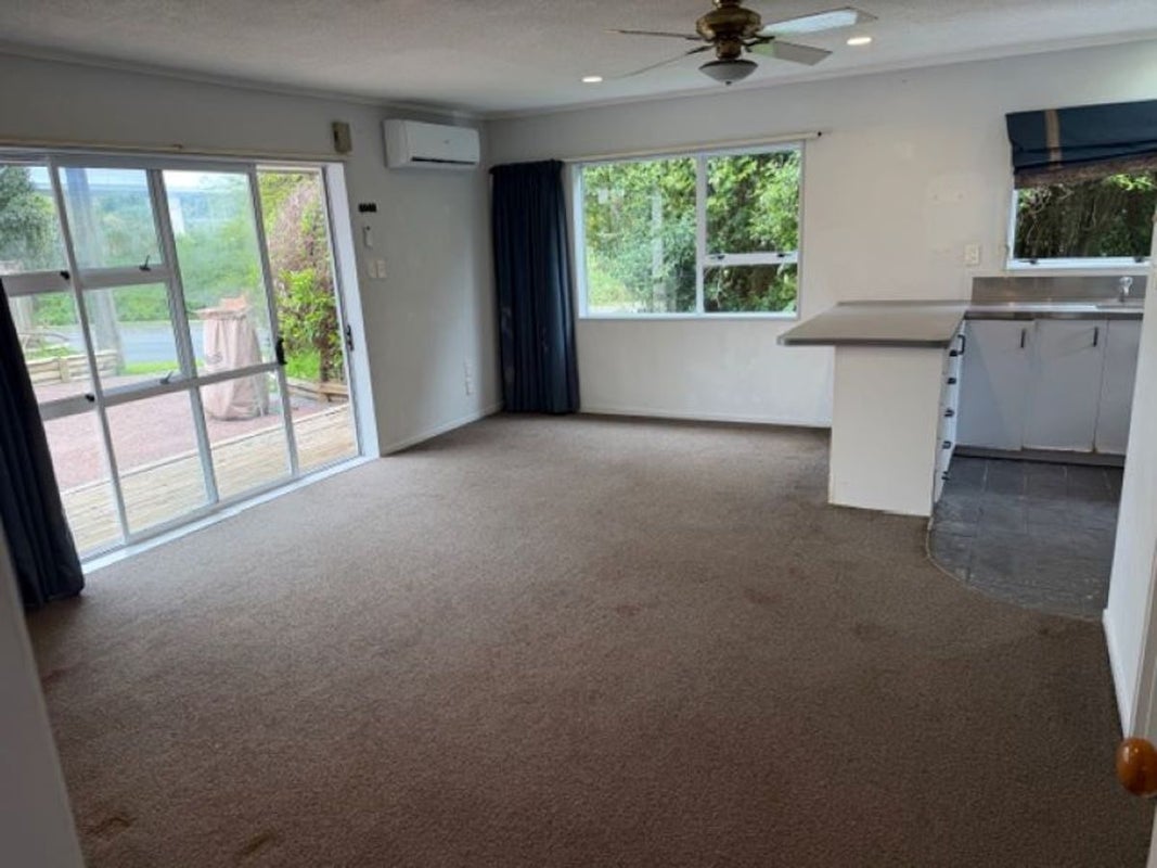 21 Constable Road, Waiuku, Waiuku - Carousel 2