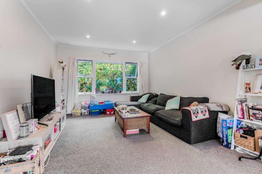 6/24 Savannah Street, Epsom, Auckland - Carousel 2