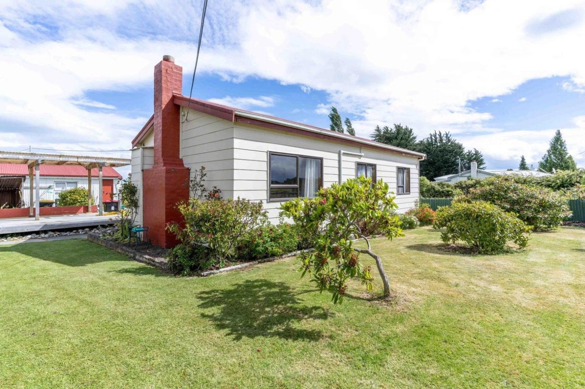 31 Birchwood Road, Ohai, Ohai - Carousel 2
