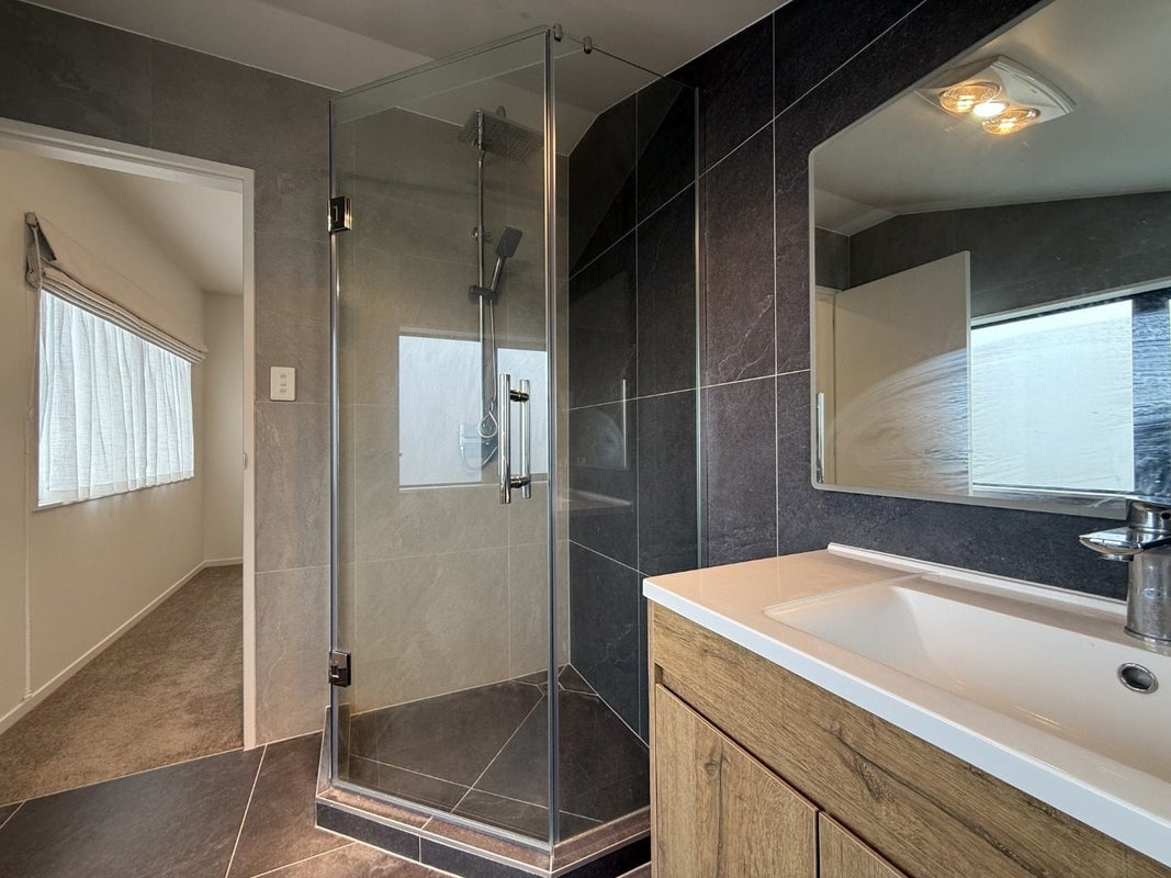 672F Mount Albert Road, Royal Oak, Auckland - Carousel 30