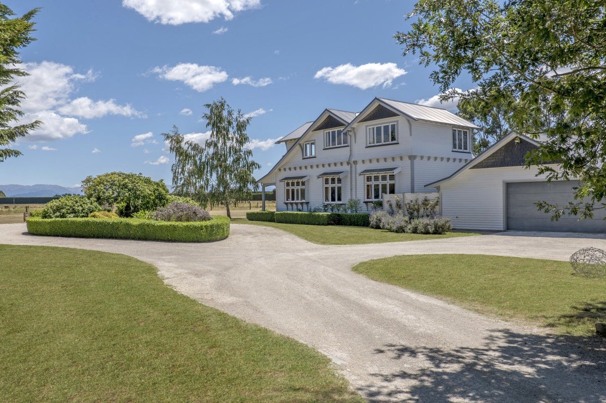2144 Wards Road, Charing Cross, Darfield - Carousel 2