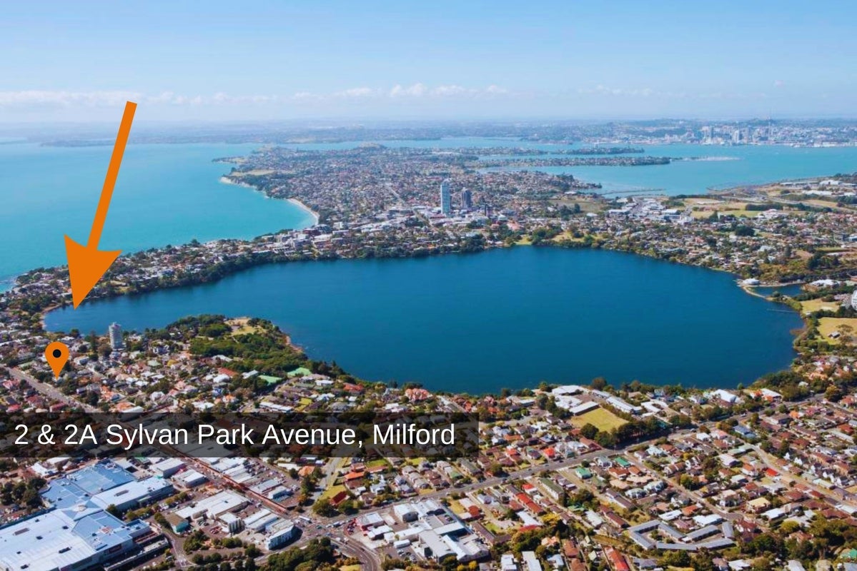 2A Sylvan Park Avenue, Milford, Auckland - Carousel 1