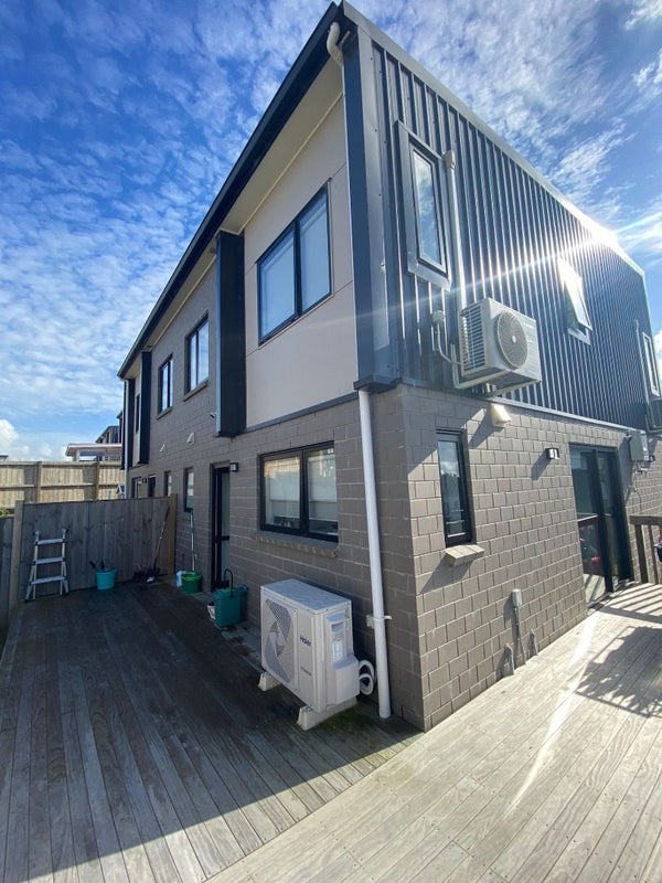 7B Poruru Close, Papakura, Papakura - Carousel 2