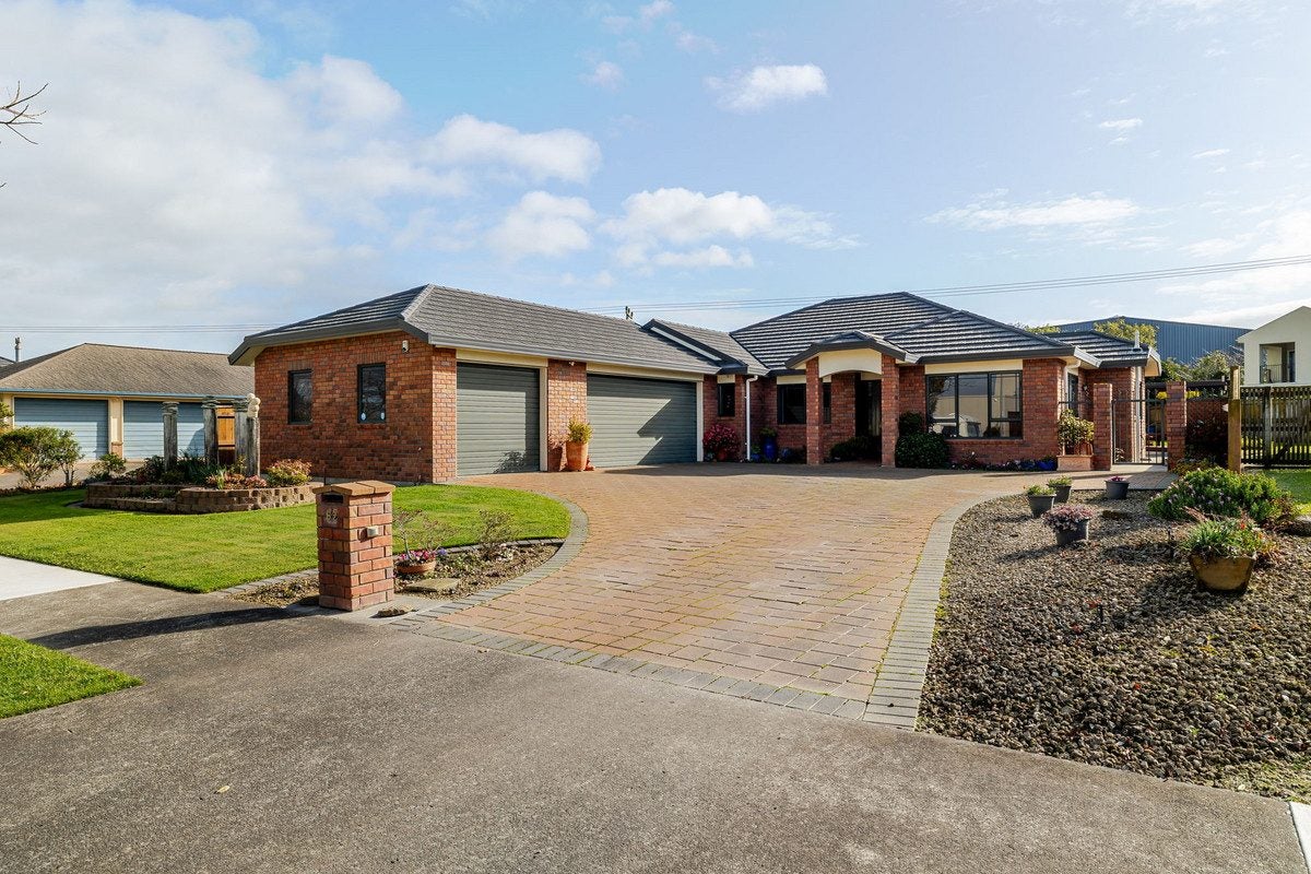 62 Royal Oak Drive, Kelvin Grove, Palmerston North - Carousel 35