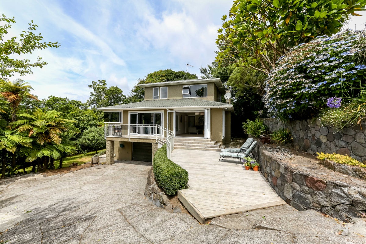 43C Mangorei Road, Strandon, New Plymouth - Carousel 1
