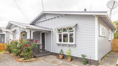 76 Boydfield Street, Whanganui East, Whanganui - Carousel 1