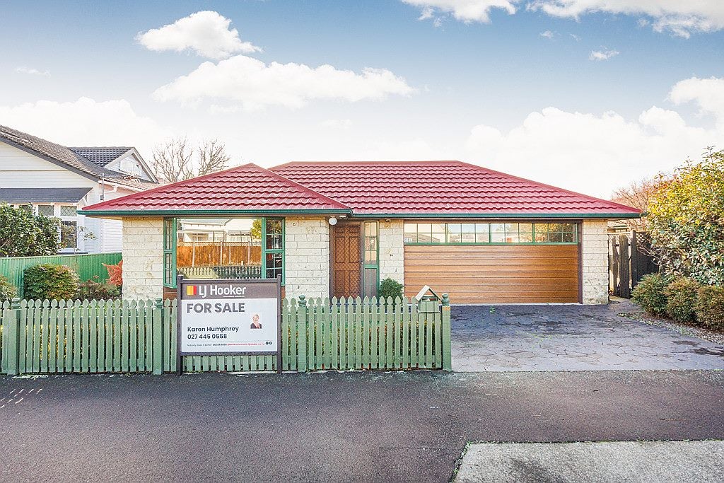 107 Roy Street, Palmerston North, Palmerston North - Carousel 1