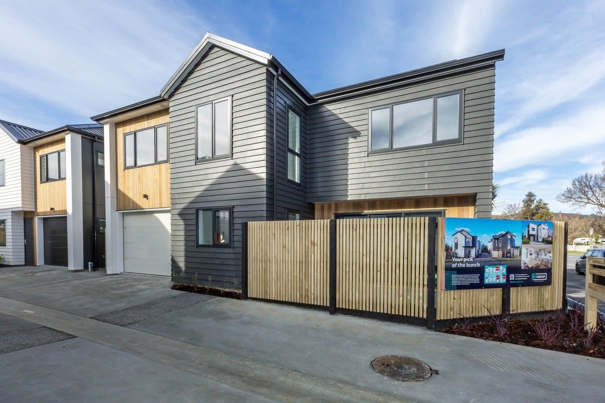 82A Gibbons Street, Ebdentown, Upper Hutt - Carousel 2