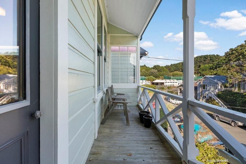 21 Emerson Street, Berhampore, Wellington - Carousel 12