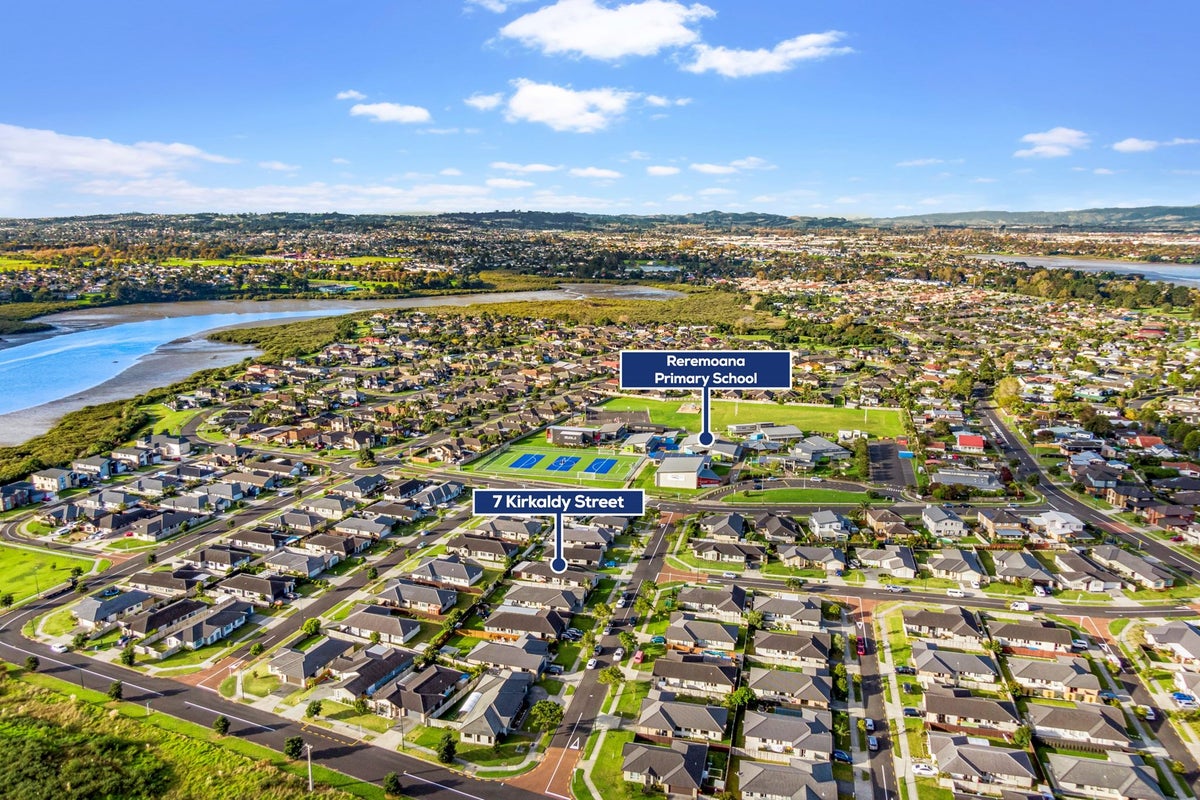 7 Kirkaldy Street, Wattle Downs, Auckland - Carousel 24
