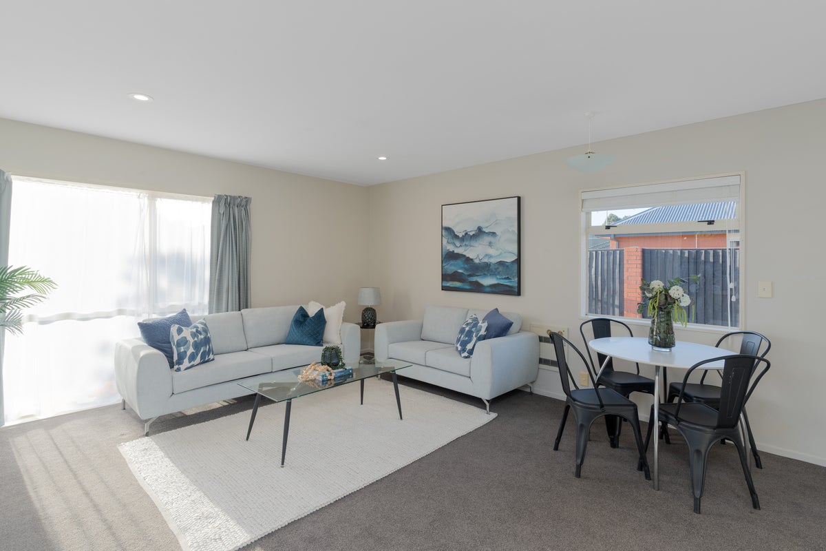 35A Cardigan Bay Place, Addington, Christchurch - Carousel 2