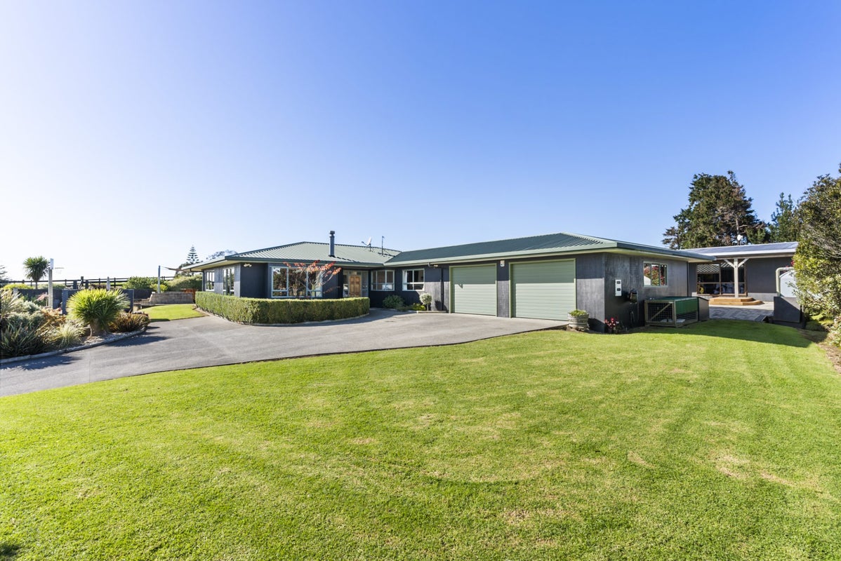 17 Brewster Road, Tuakau - Carousel 1