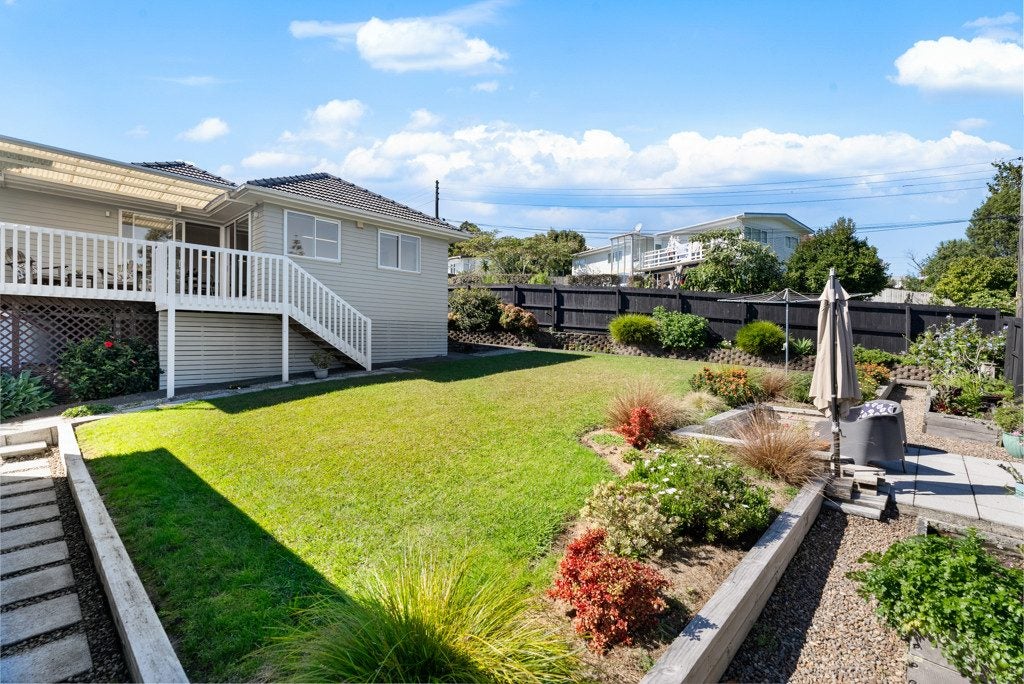 13 Barkes Place, Mount Roskill, Auckland - Carousel 2