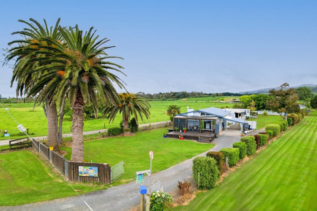1335 East Coast Road, Kaiaua, Franklin, Auckland - Carousel 2