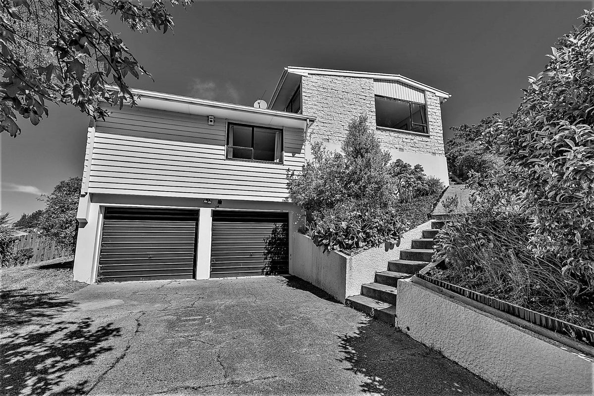 35 Pioneer Crescent, Helensburgh, Dunedin - Carousel 2