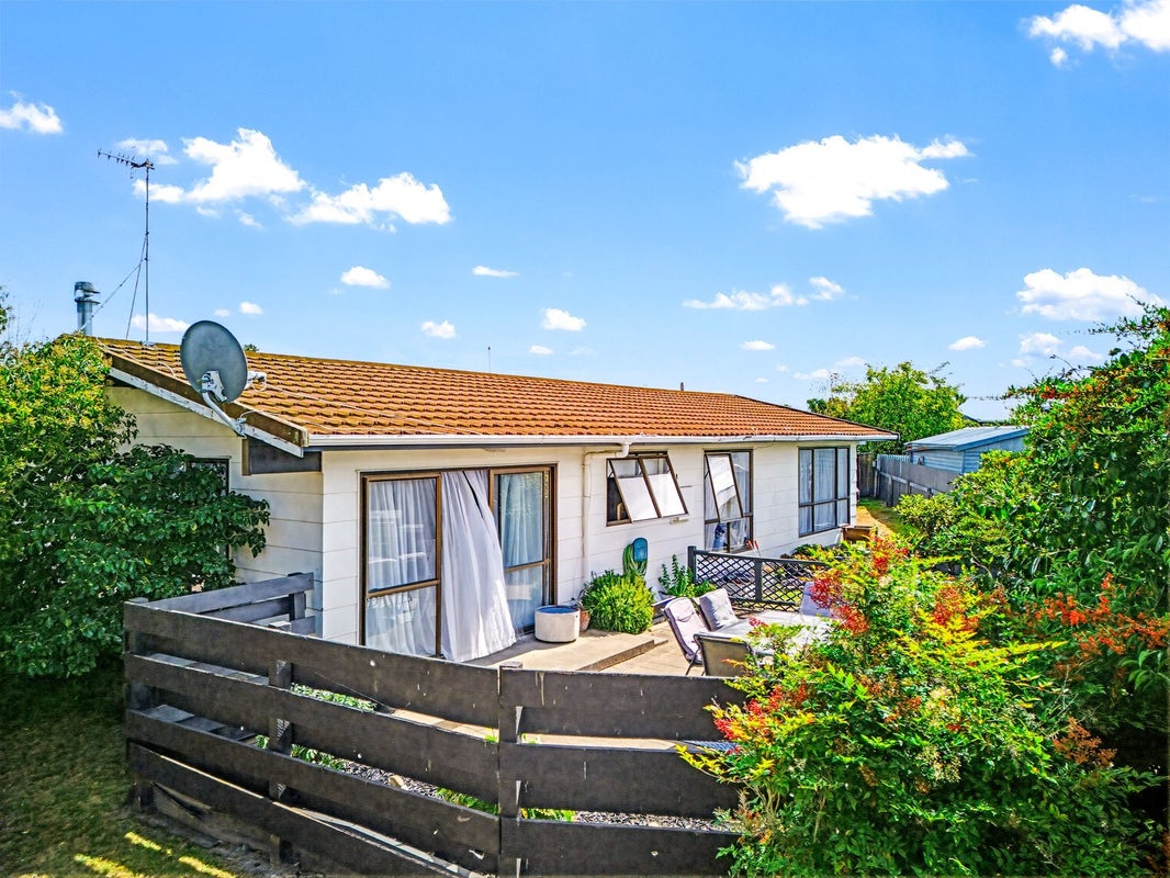 62 Margate Avenue, Flaxmere, Hastings - Carousel 1