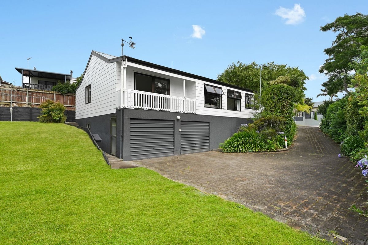 44 Cullimore Street, Pukete, Hamilton - Carousel 1