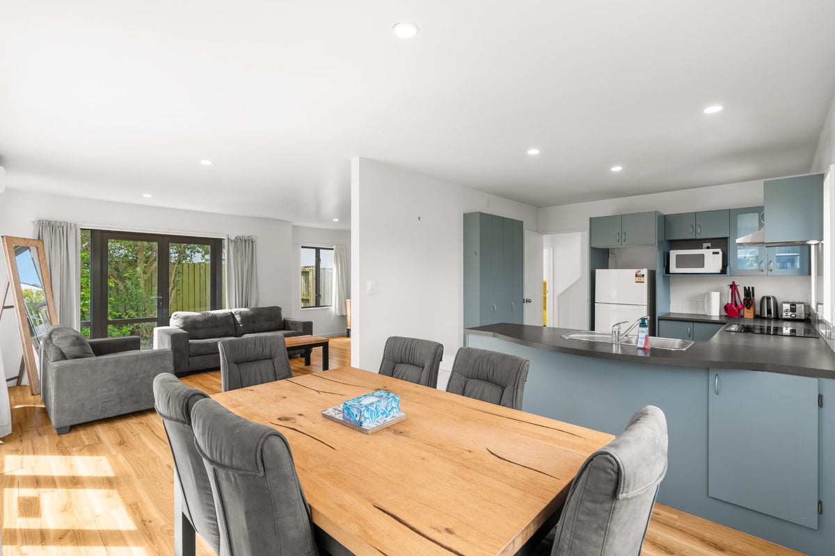 70A Wharenui Road, Upper Riccarton, Christchurch - Carousel 1