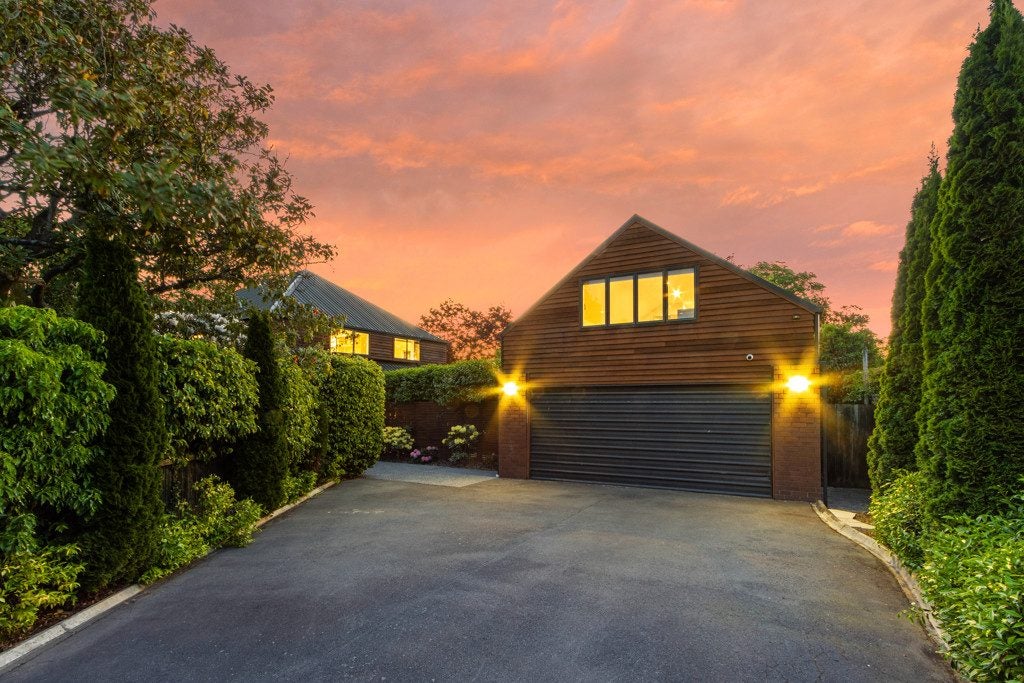 7 Glandovey Road, Fendalton, Christchurch - Carousel 24