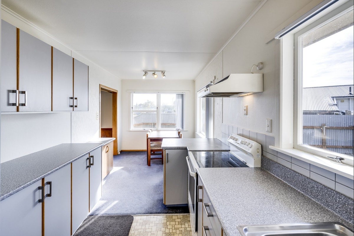 1 Bennett Place, Onekawa, Napier - Carousel 2