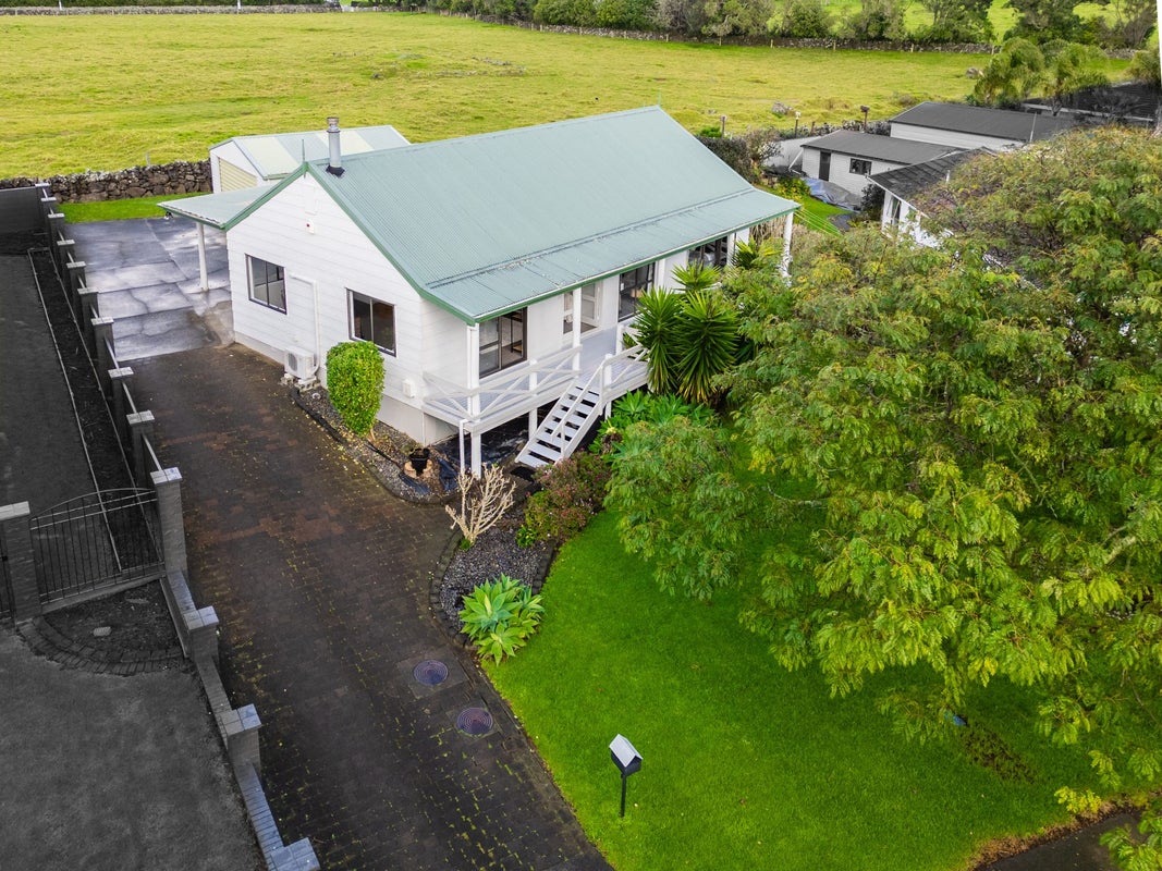 16 Andes Avenue, Mangere Bridge, Auckland - Carousel 1