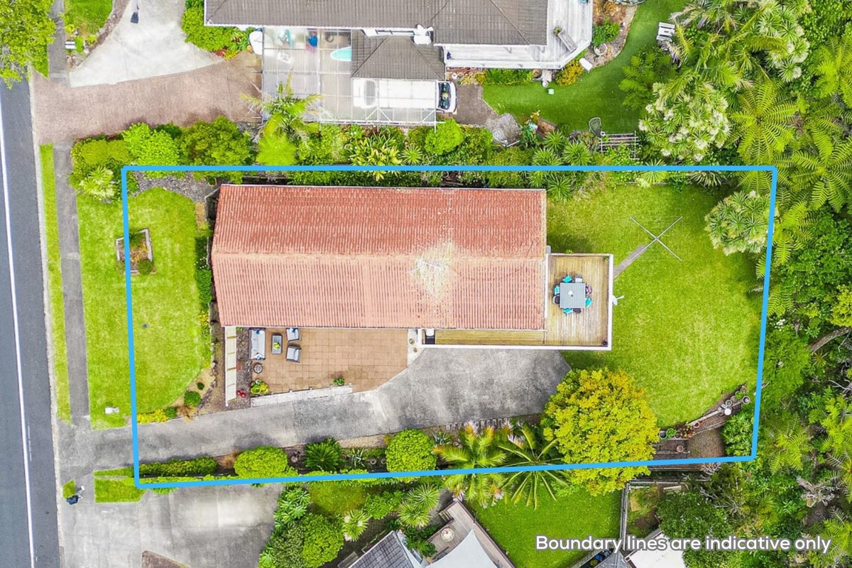 97 John Downs Drive, Browns Bay, Auckland - Carousel 2