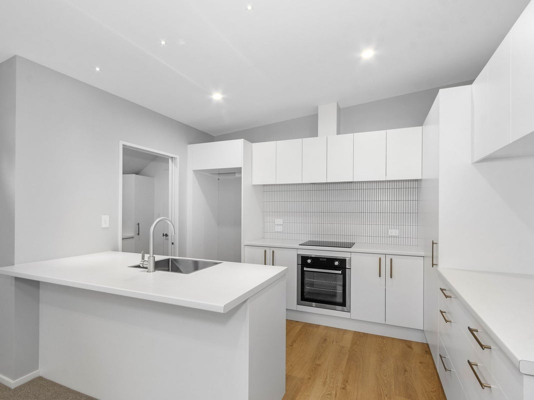 16 Cadogan Street, Sydenham, Christchurch - Carousel 2