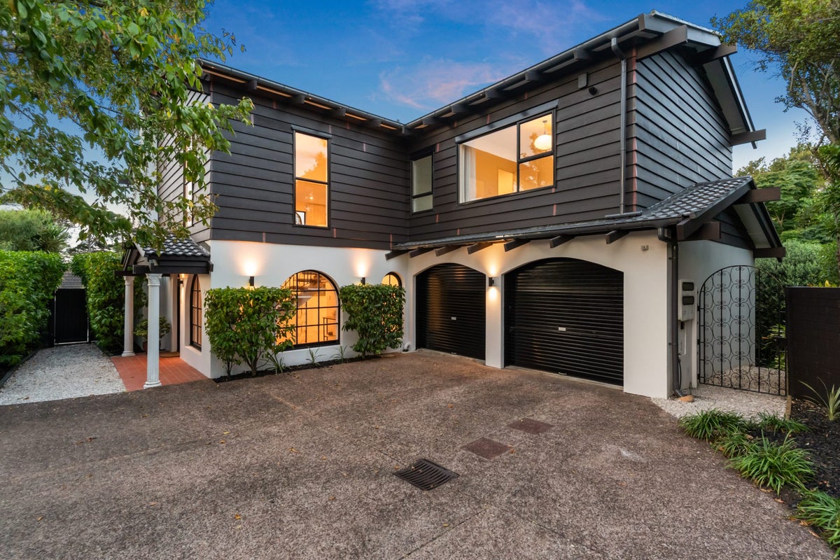 11 Lawndale Place, St Heliers, Auckland - Carousel 2