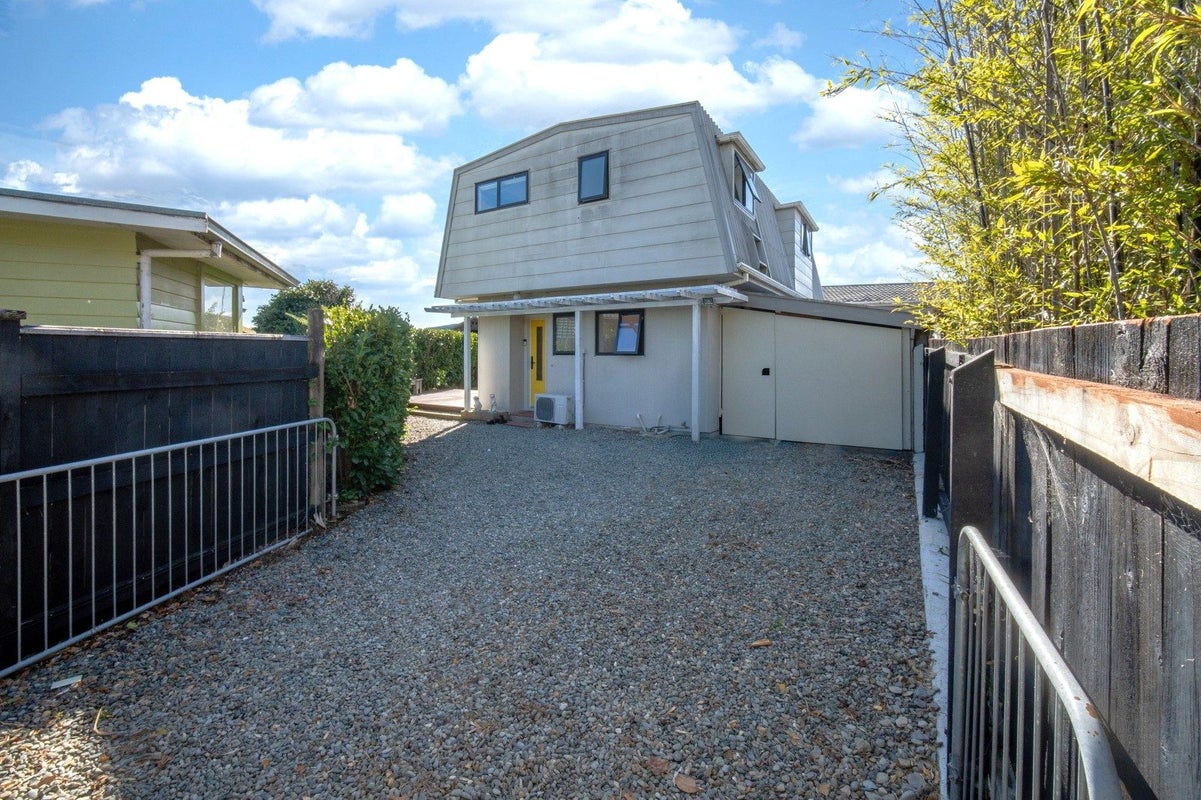2/2 Nikau Street, Stoke, Nelson - Carousel 1
